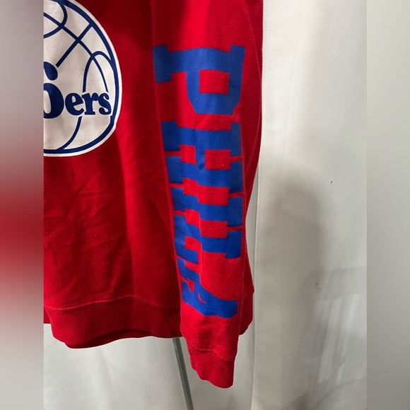 NBA Philadelphia 76ers Red Cowl/Funnel Neck Pullover sz Large - Picture 5 of 9